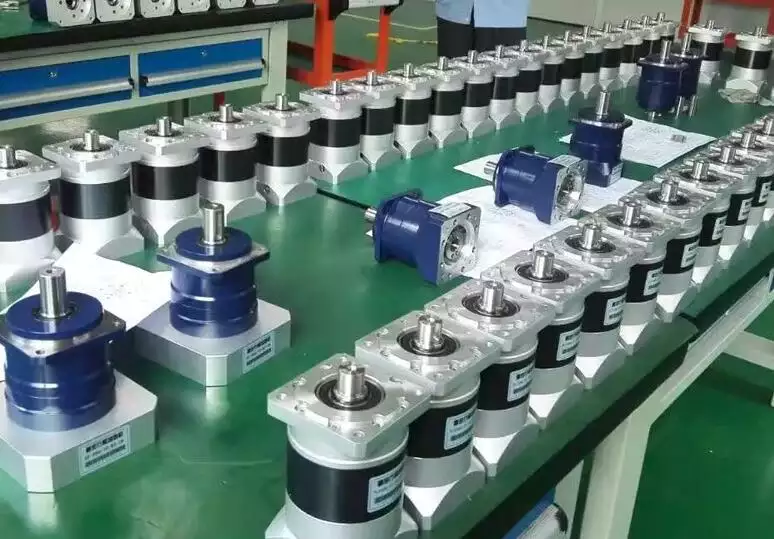 AB220 planetary gearbox detail view